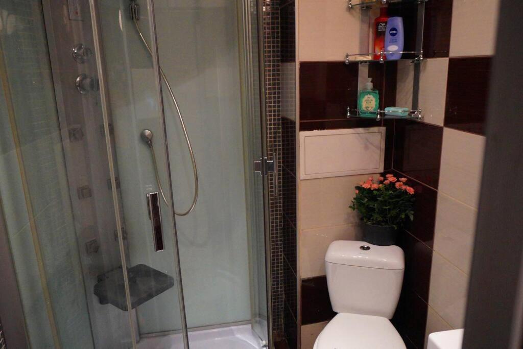 Sofia Zen - On Metro, Ultra Fast Wi-Fi Apartment ภายนอก รูปภาพ
